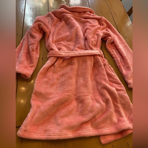 Victoria’s Secret women’s Pink Plush Bathrobe New size xs-s - Picture 2 of 10